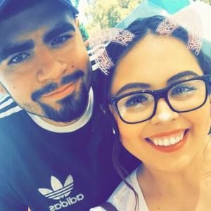 Meet your Posher, Paola